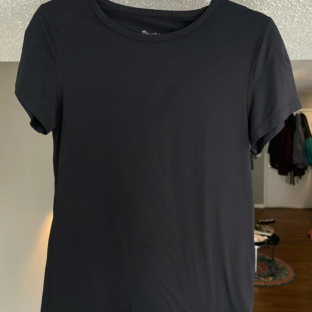 The Tailored Sportsman Equestrian Crewneck Sun Shirt - Picture 1 of 5